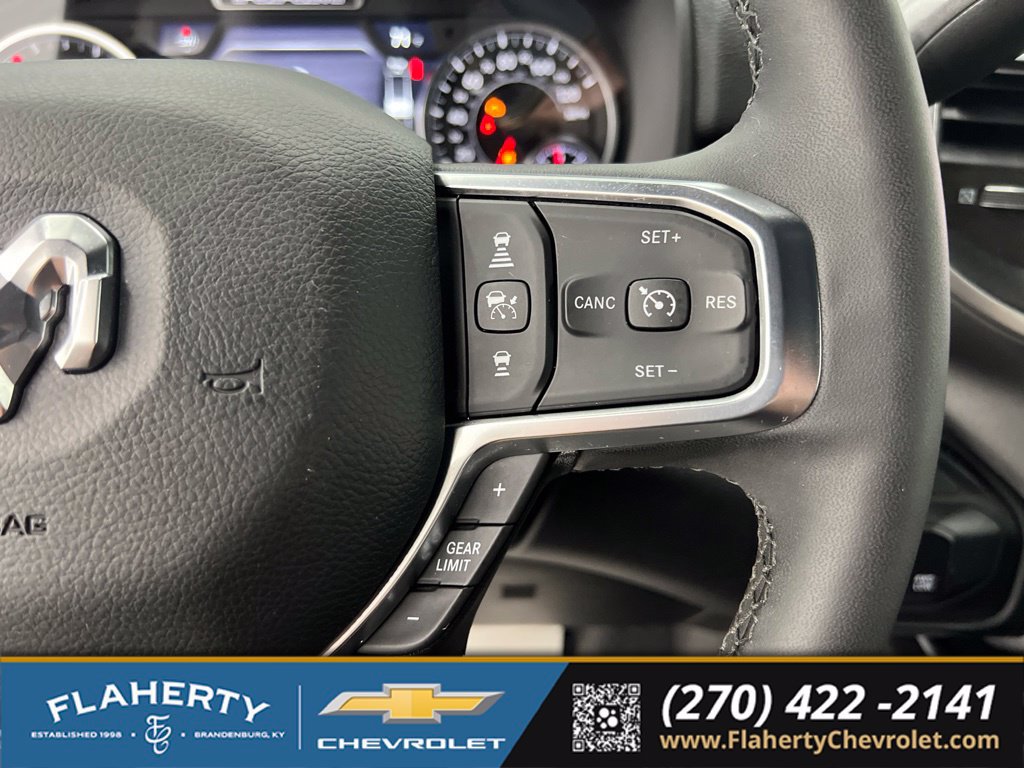 Used 2025 RAM 2500 Big Horn AWD/4WD image 27