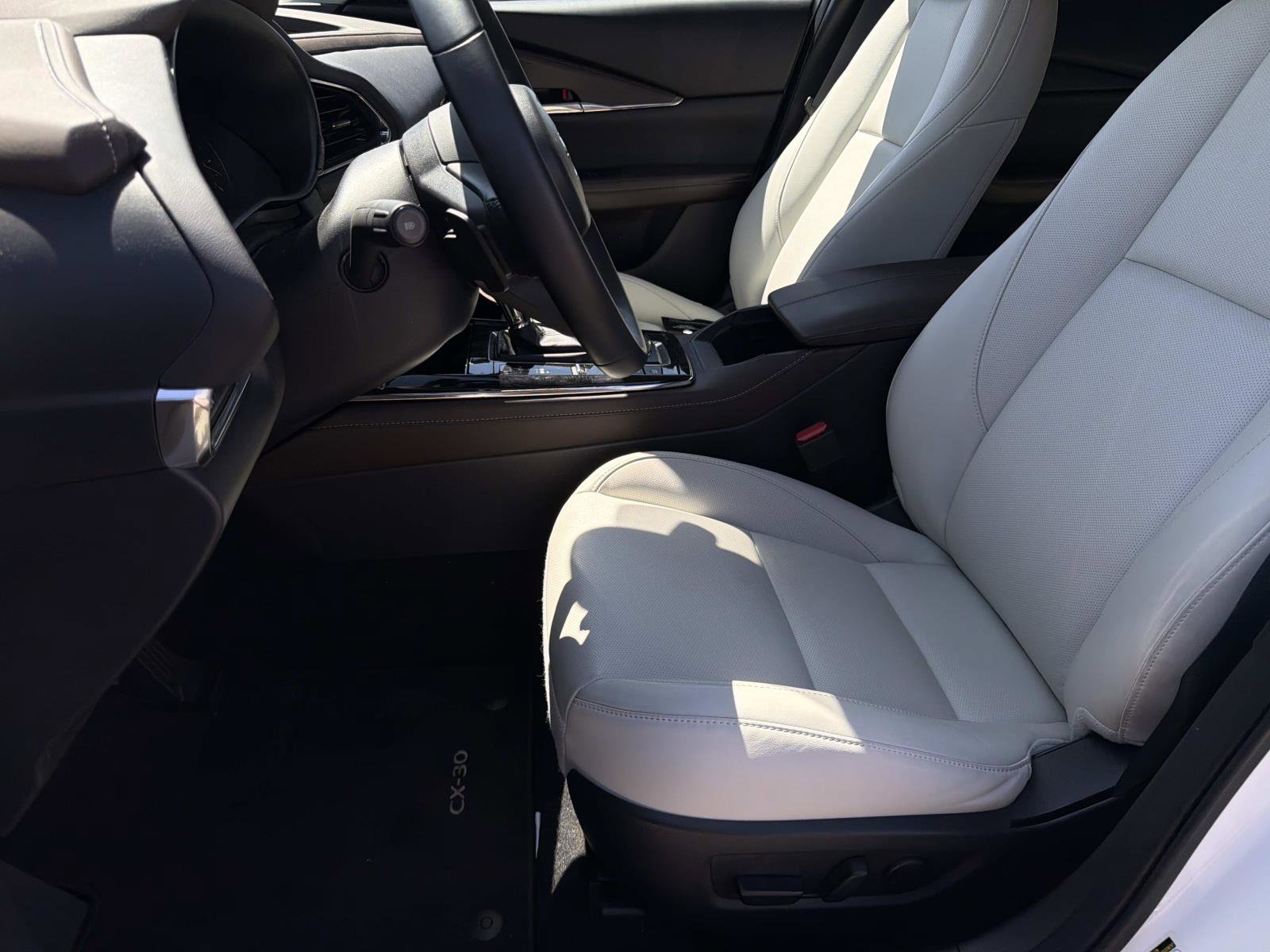 Used 2025 MAZDA CX-30 AWD 2.5 S w/ Premium Package image 20