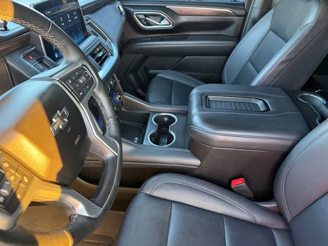 Used 2023 Chevrolet Tahoe Z71 w/ Z71 Off-Road Package AWD/4WD image 9