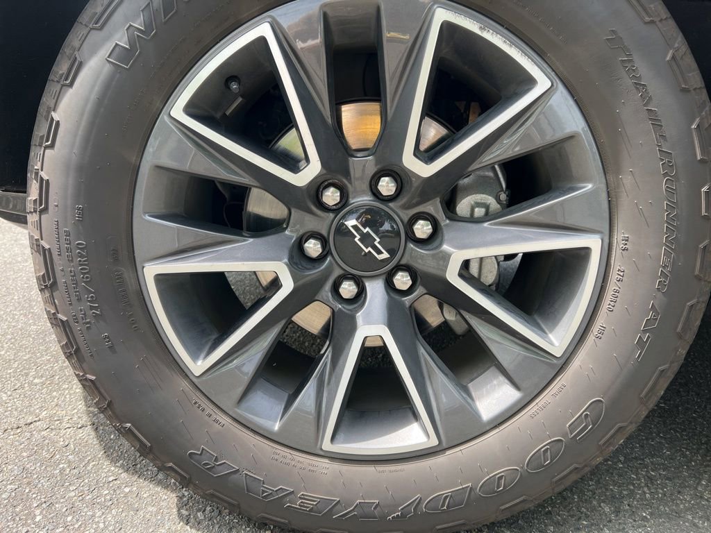 Used 2022 Chevrolet Tahoe Z71 w/ Z71 Off-Road Package image 10