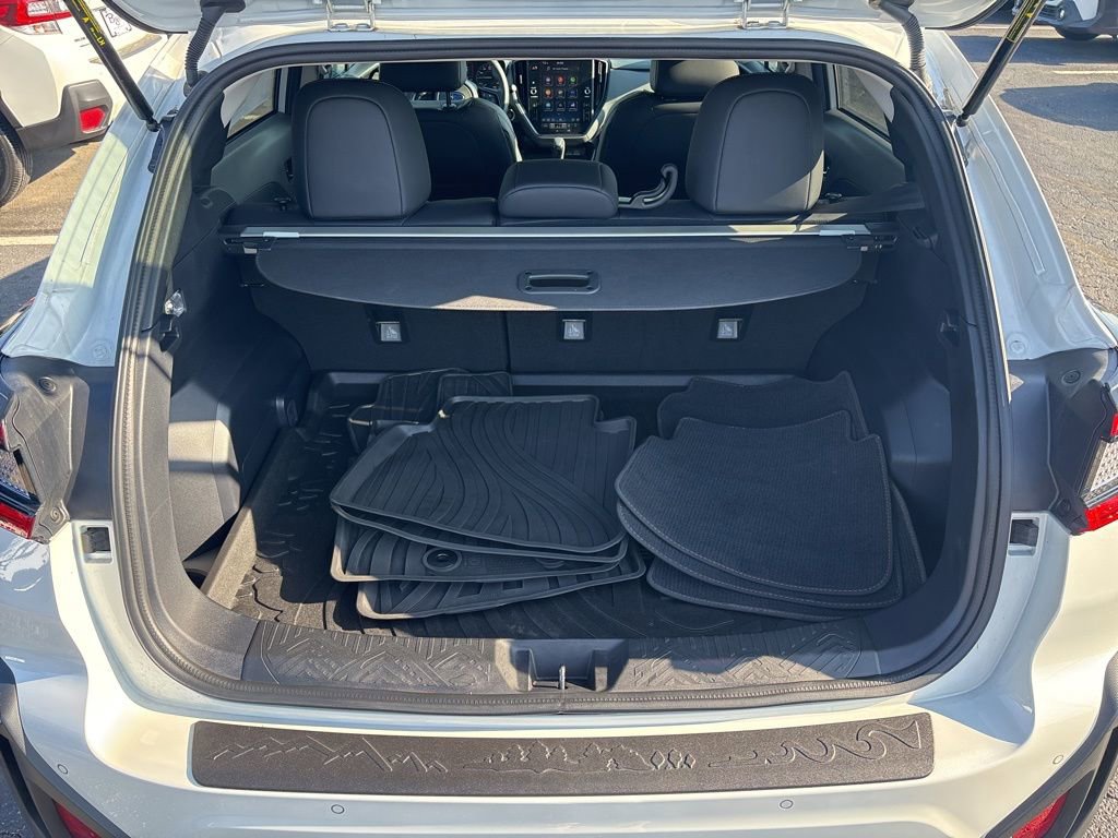 Certified 2025 Subaru Crosstrek 2.5i Limited w/ Crosstrek Mirror Package image 24