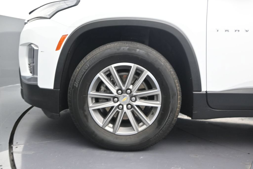Used 2024 Chevrolet Traverse LT FWD image 9