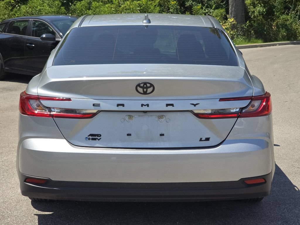 Used 2025 Toyota Camry LE w/ Convenience Package AWD/4WD image 13
