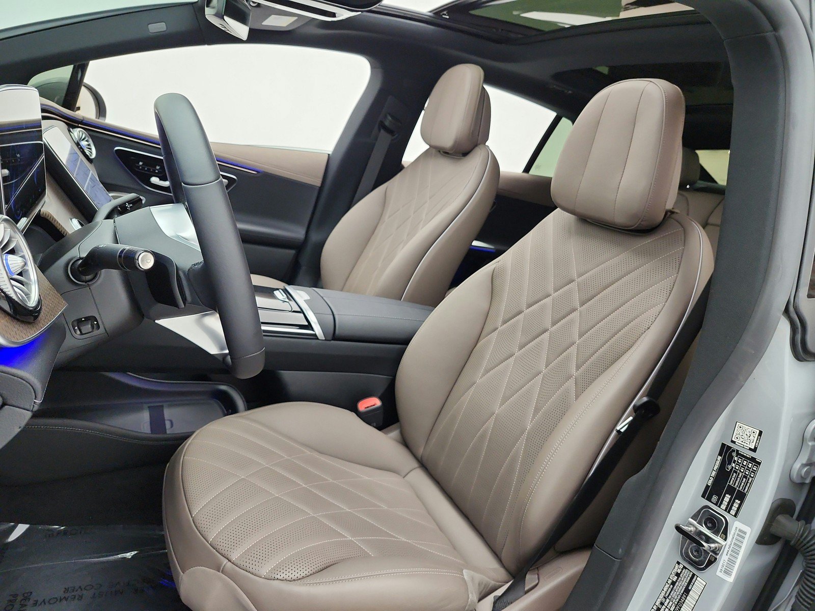 Certified 2023 Mercedes-Benz EQE 350+ 4MATIC Sedan image 10