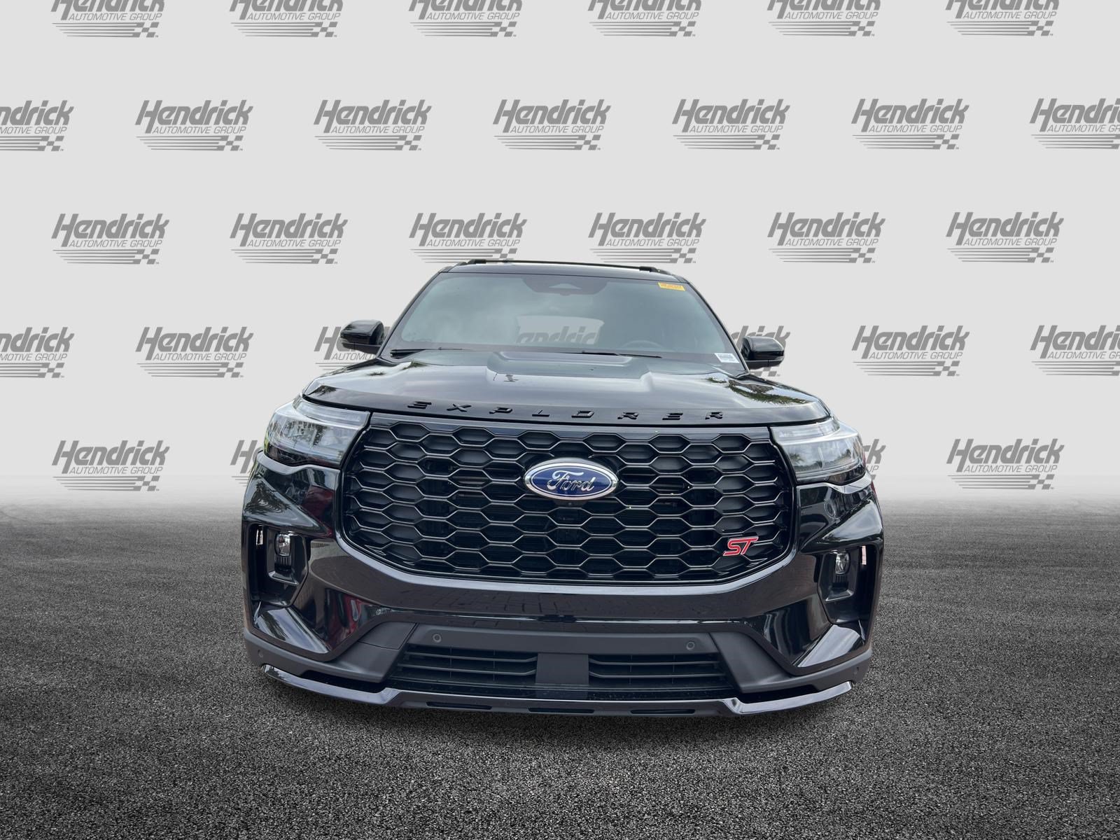 Used 2025 Ford Explorer ST w/ Sun And Sound Package RWD image 3