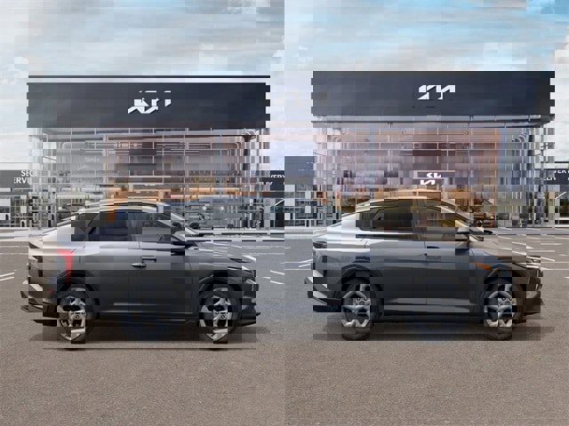 New 2025 Kia K4 LXS image 7