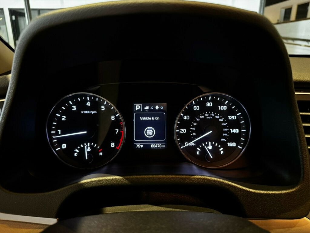 Used 2018 Hyundai Elantra Value Edition FWD image 12