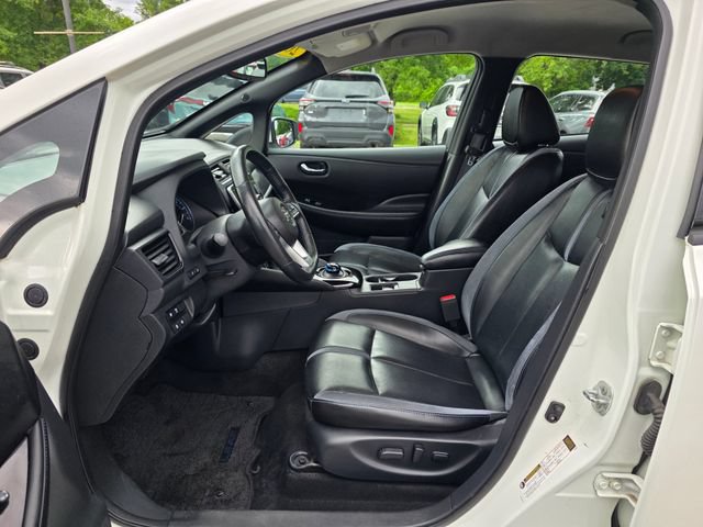 Used 2018 Nissan Leaf SL w/ SL Technology Package FWD image 16