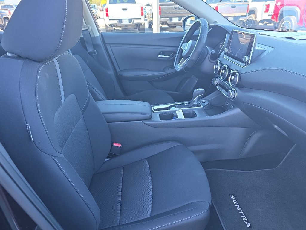 Used 2024 Nissan Sentra SV FWD image 8