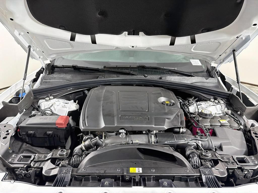 New 2026 Jaguar F-PACE R-Dynamic S AWD/4WD image 32