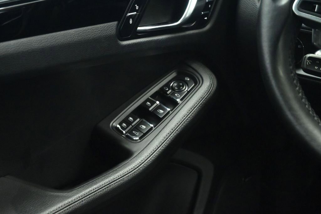 Used 2017 Porsche Macan S AWD/4WD image 41