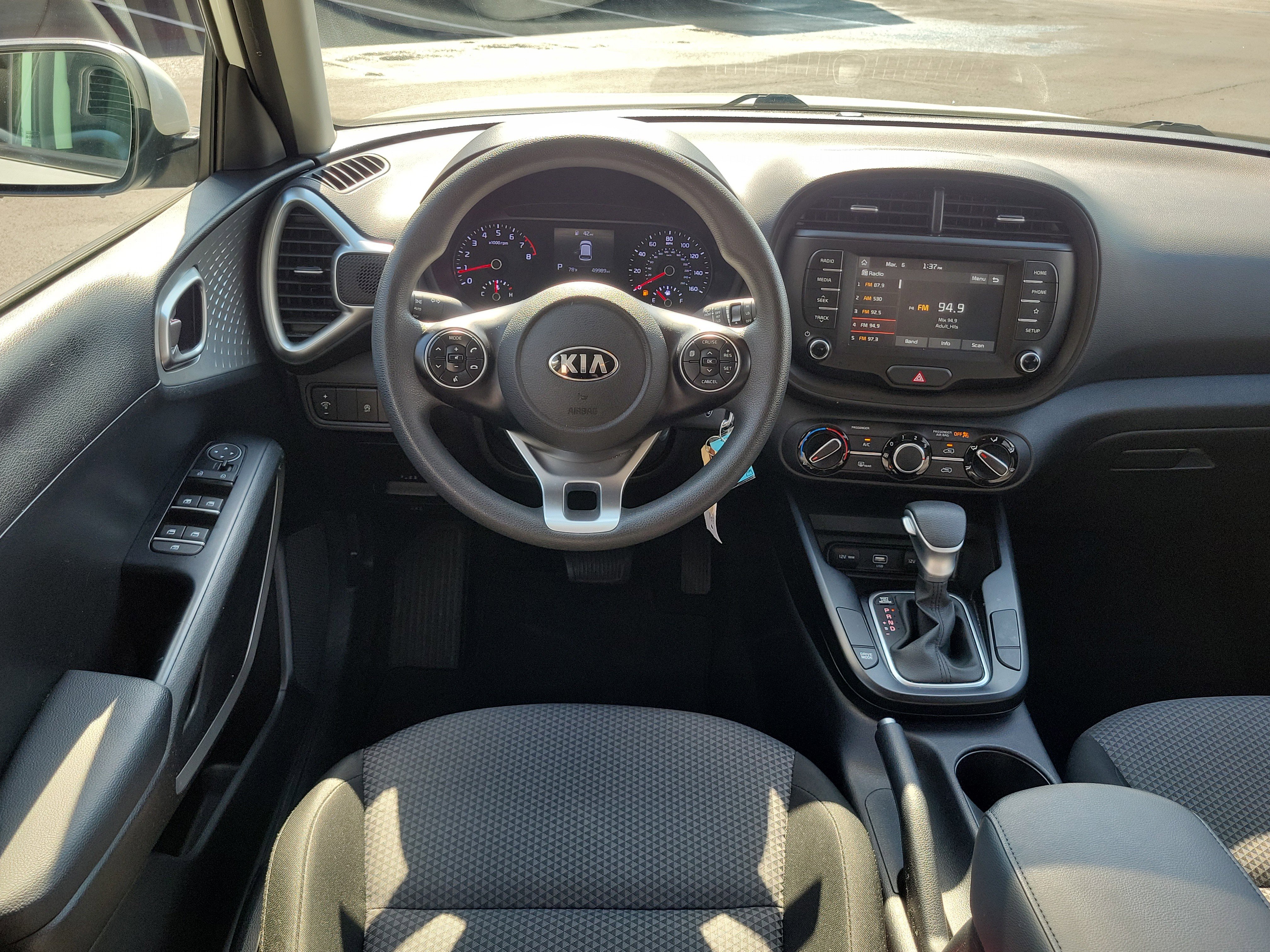 Used 2021 Kia Soul LX image 10