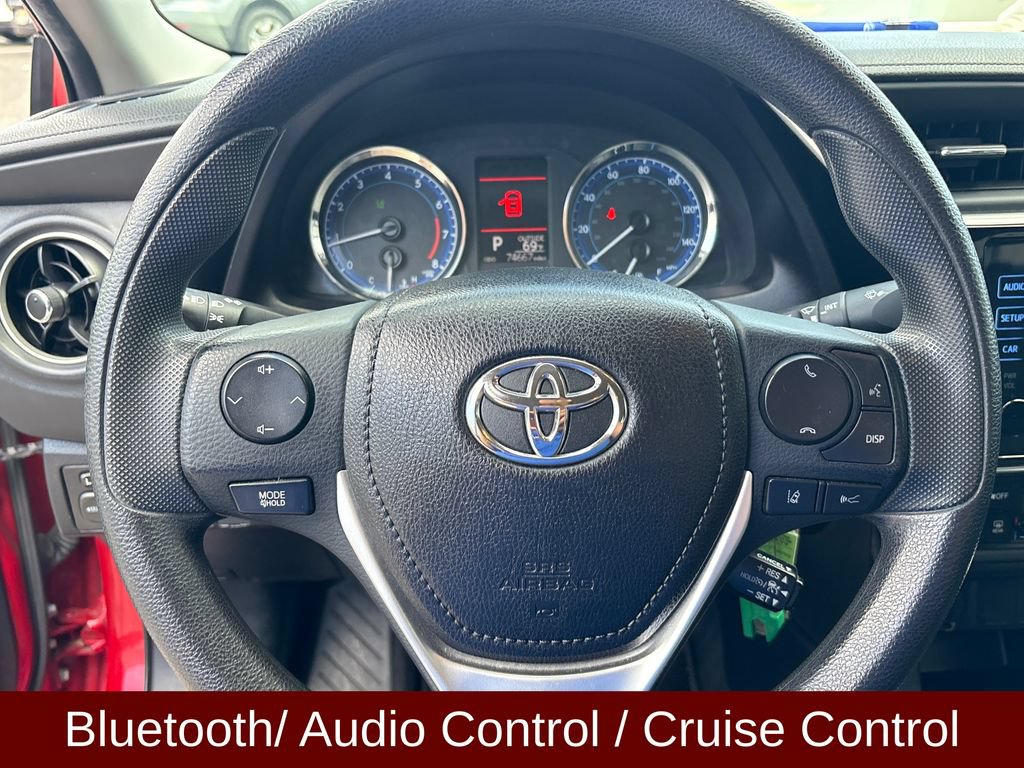 Used 2018 Toyota Corolla LE w/ Carpet Mat Package (TMS) FWD image 12