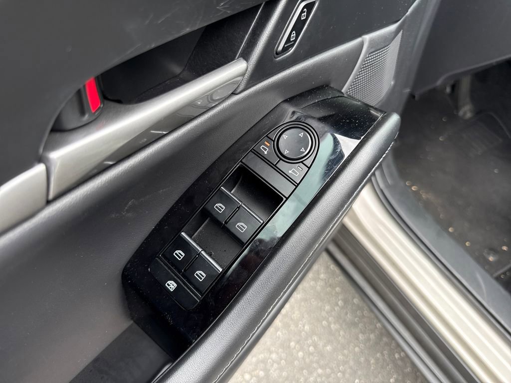 Used 2024 MAZDA CX-30 AWD 2.5 S w/ Select Sport Pkg image 11