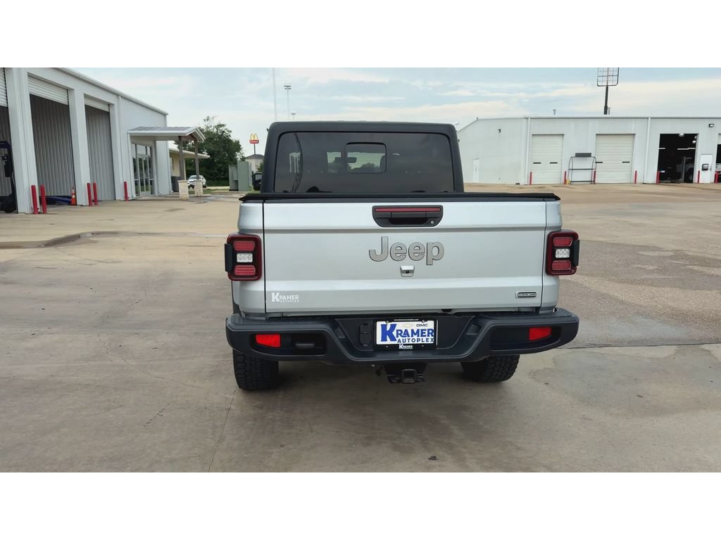 Used 2022 Jeep Gladiator Overland w/ Popular Equipment Package AWD/4WD image 7