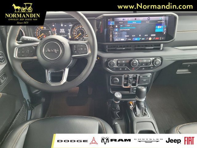 Used 2024 Jeep Wrangler Unlimited Sahara w/ Technology Group AWD/4WD image 7
