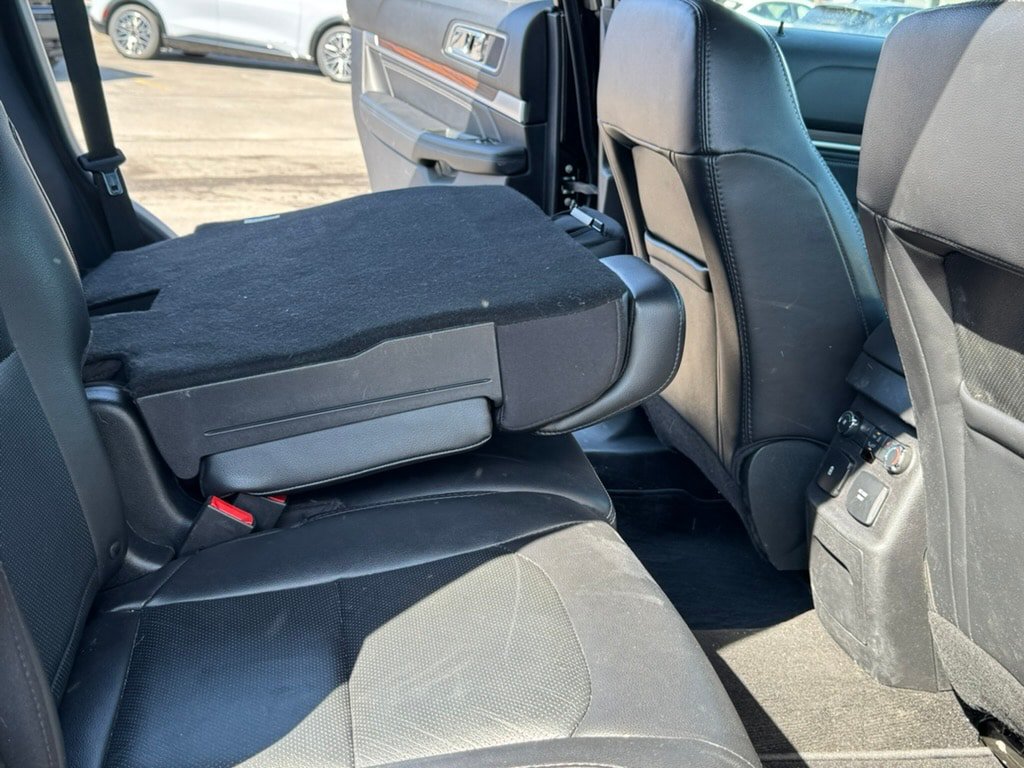Used 2019 Ford Explorer Limited AWD/4WD image 19