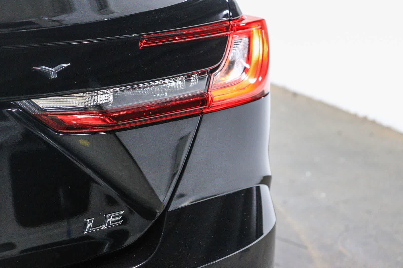 Used 2025 Toyota Camry LE FWD image 10