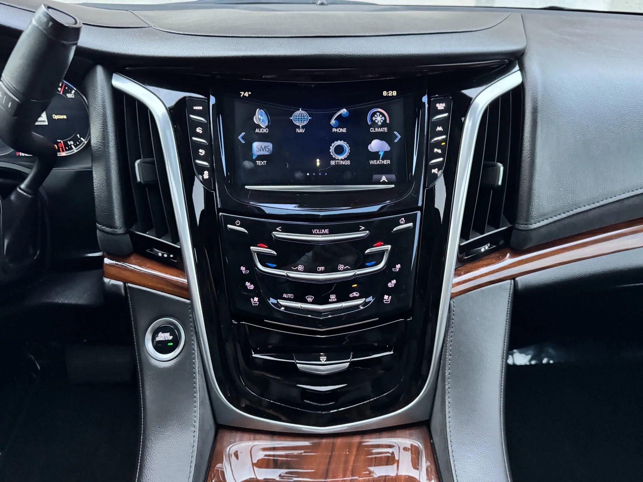 Used 2020 Cadillac Escalade ESV Premium Luxury w/ Escalade Sport Edition AWD/4WD image 43
