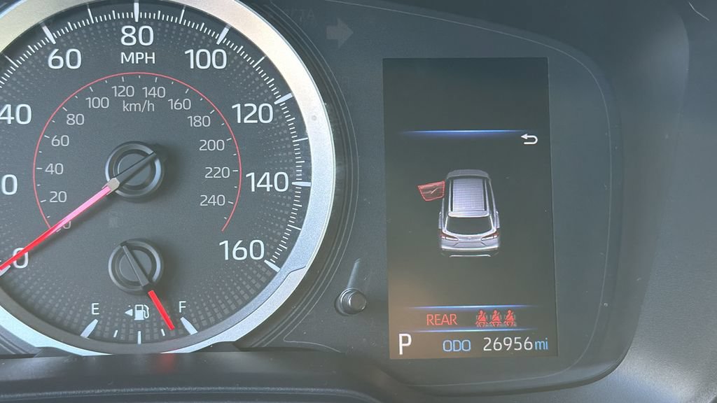 Used 2022 Toyota Corolla Cross L FWD image 17