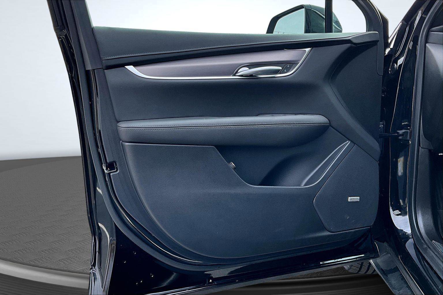 Used 2024 Cadillac XT5 Luxury w/ LPO, Floor Liner Package image 24