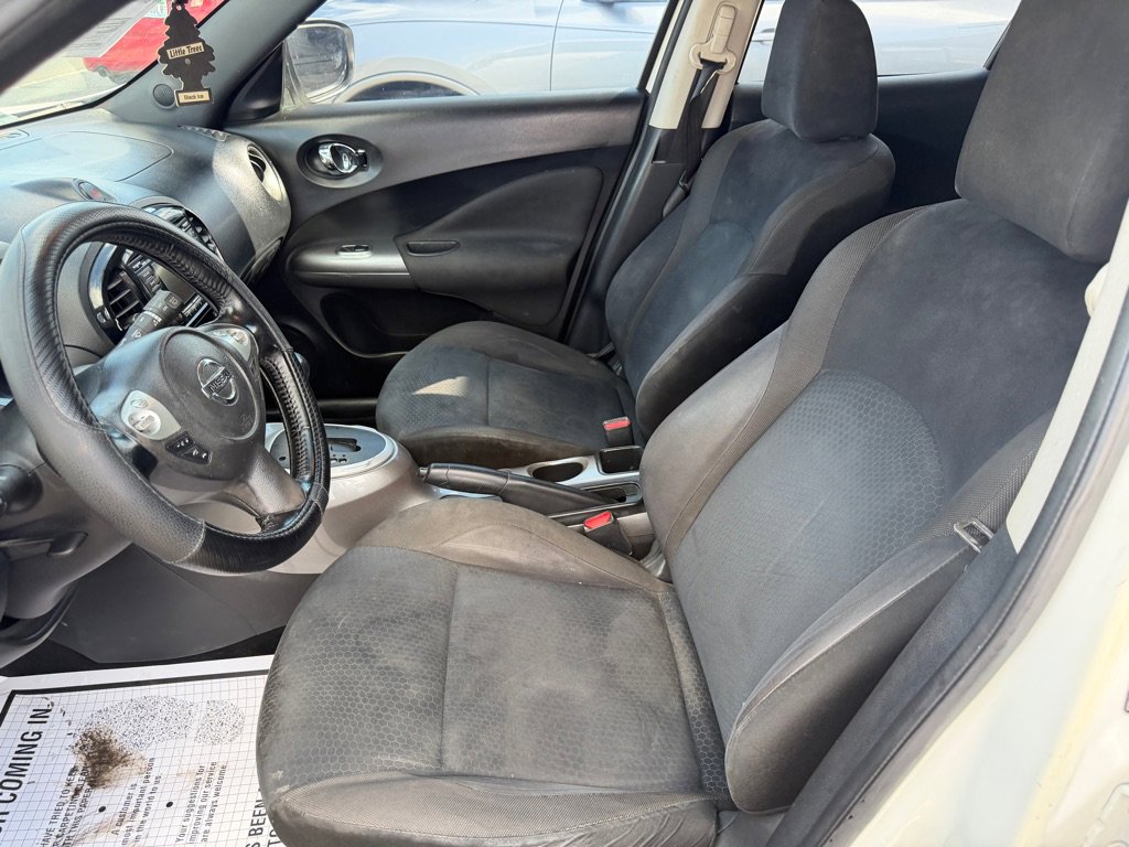 Used 2016 Nissan Juke SV FWD image 8