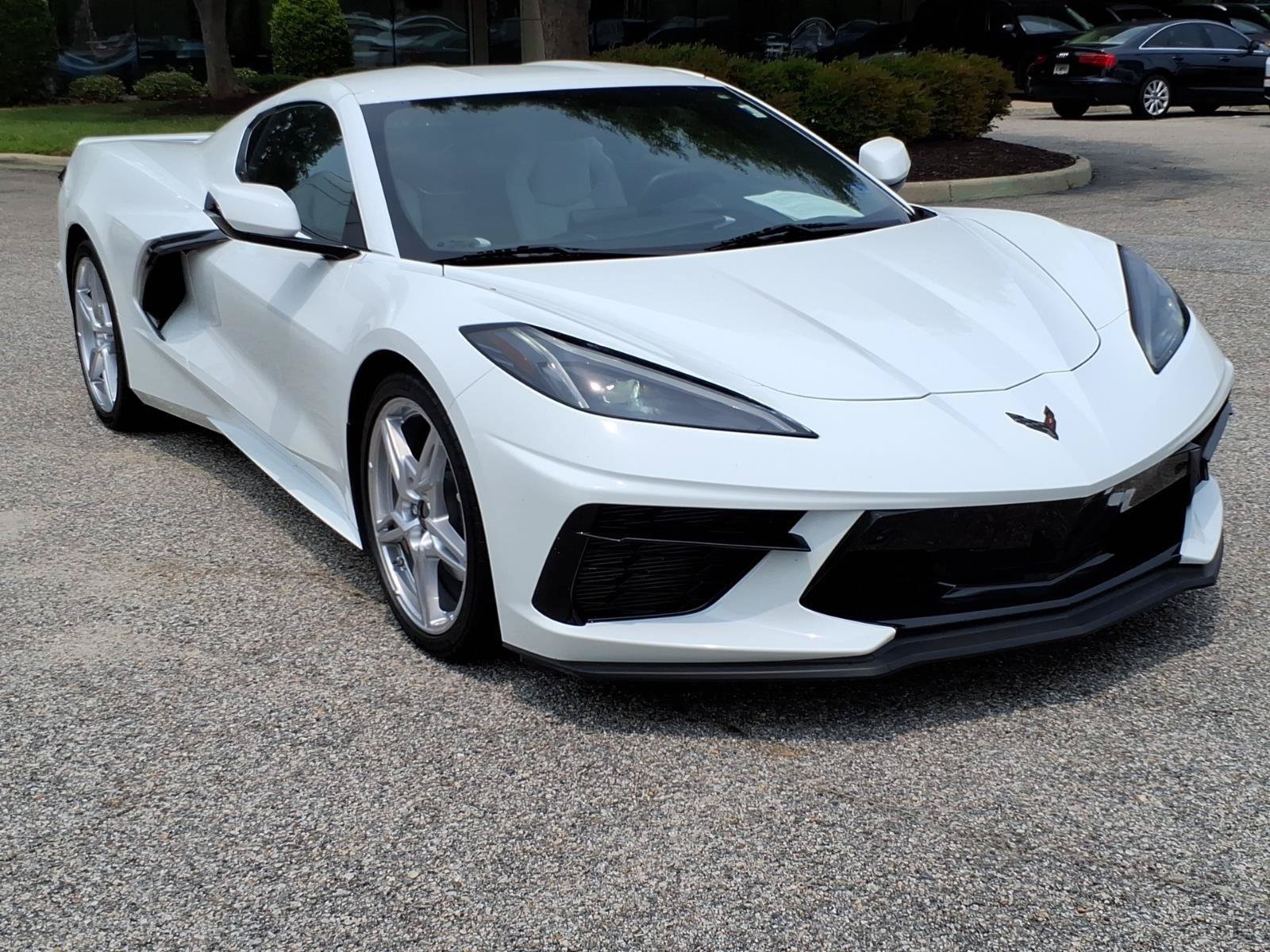 Used 2022 Chevrolet Corvette Stingray Preferred Cpe w/ Battery Protection Package RWD image 5