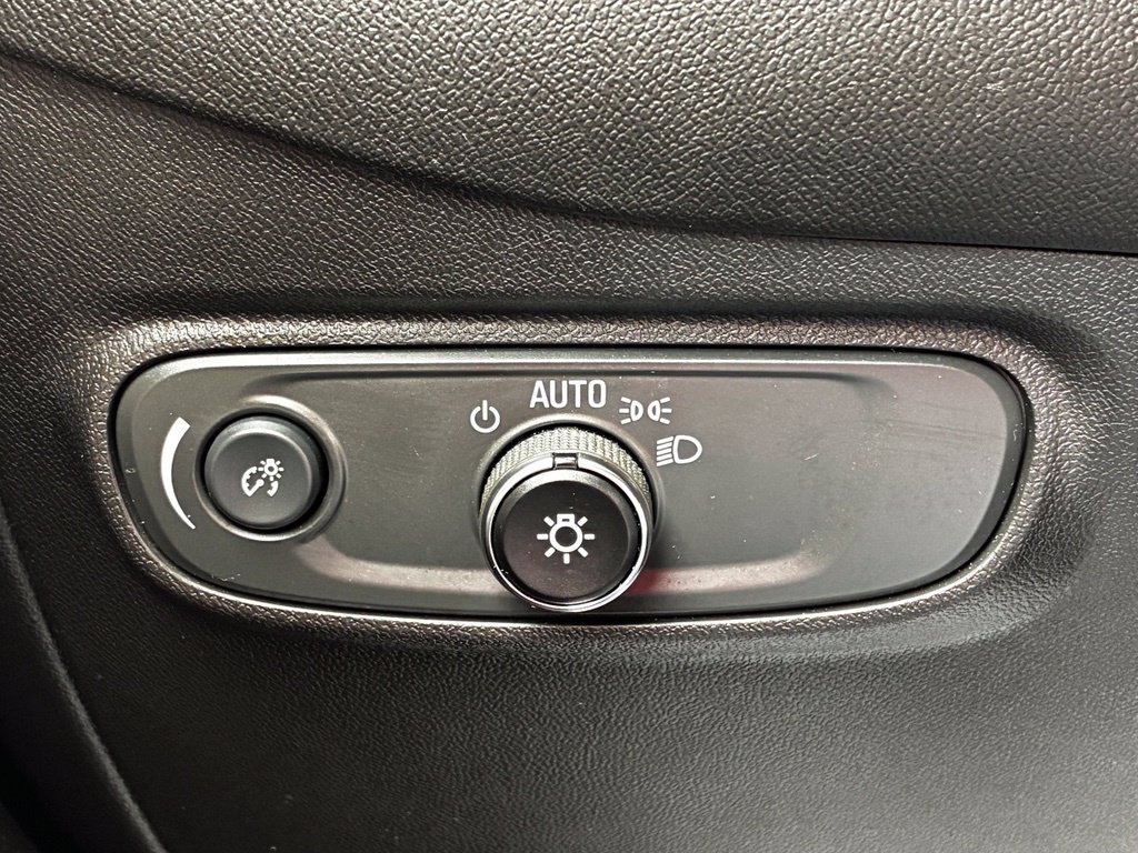 Certified 2024 Chevrolet Equinox LS AWD/4WD image 10