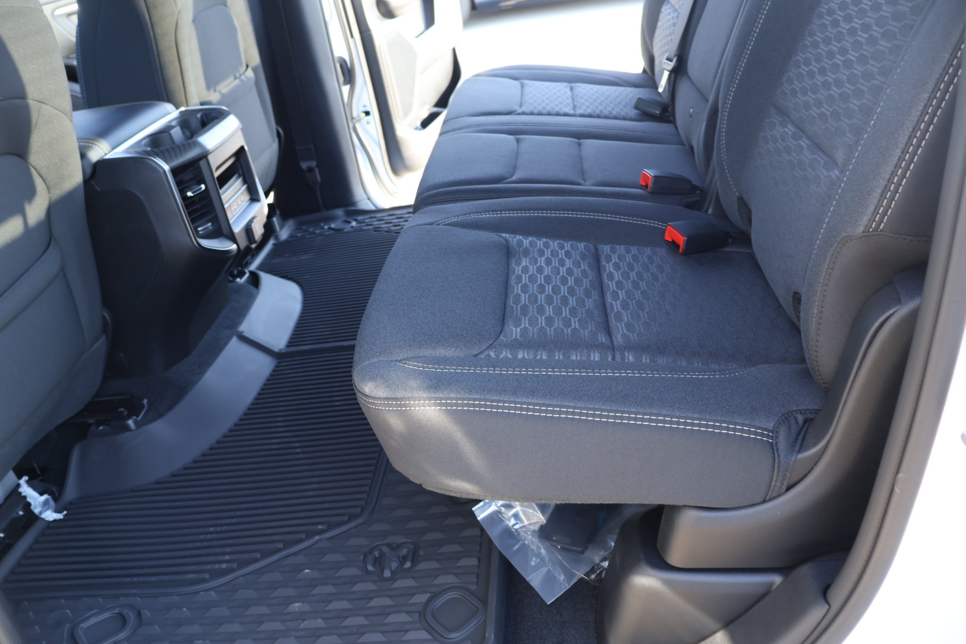 New 2026 RAM 1500 Big Horn AWD/4WD image 13