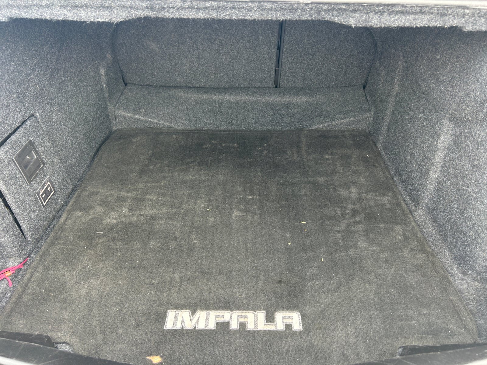 Used 2015 Chevrolet Impala LT w/ Convenience Package FWD image 30