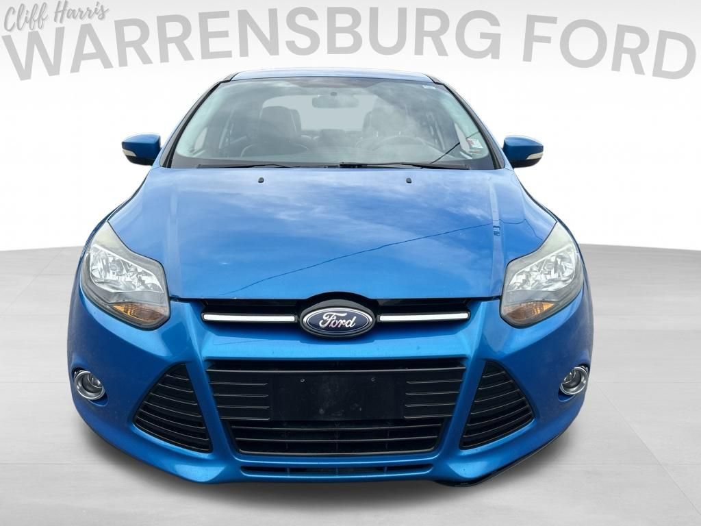 Used 2013 Ford Focus Titanium w/ Titanium Handling Pkg FWD image 2