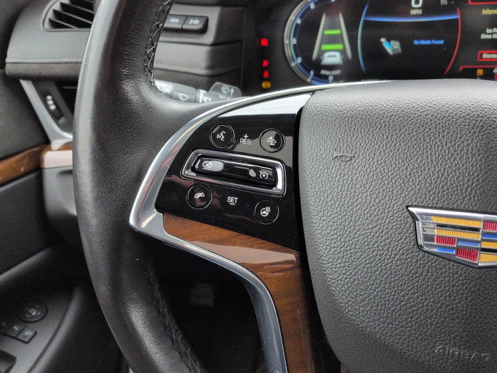 Used 2020 Cadillac Escalade Luxury image 31