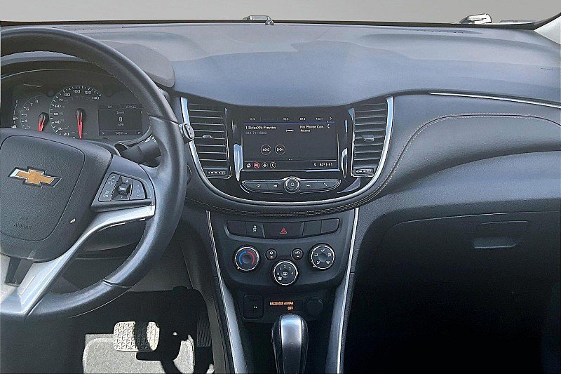 Used 2022 Chevrolet Trax LT w/ LT Convenience Package FWD image 7