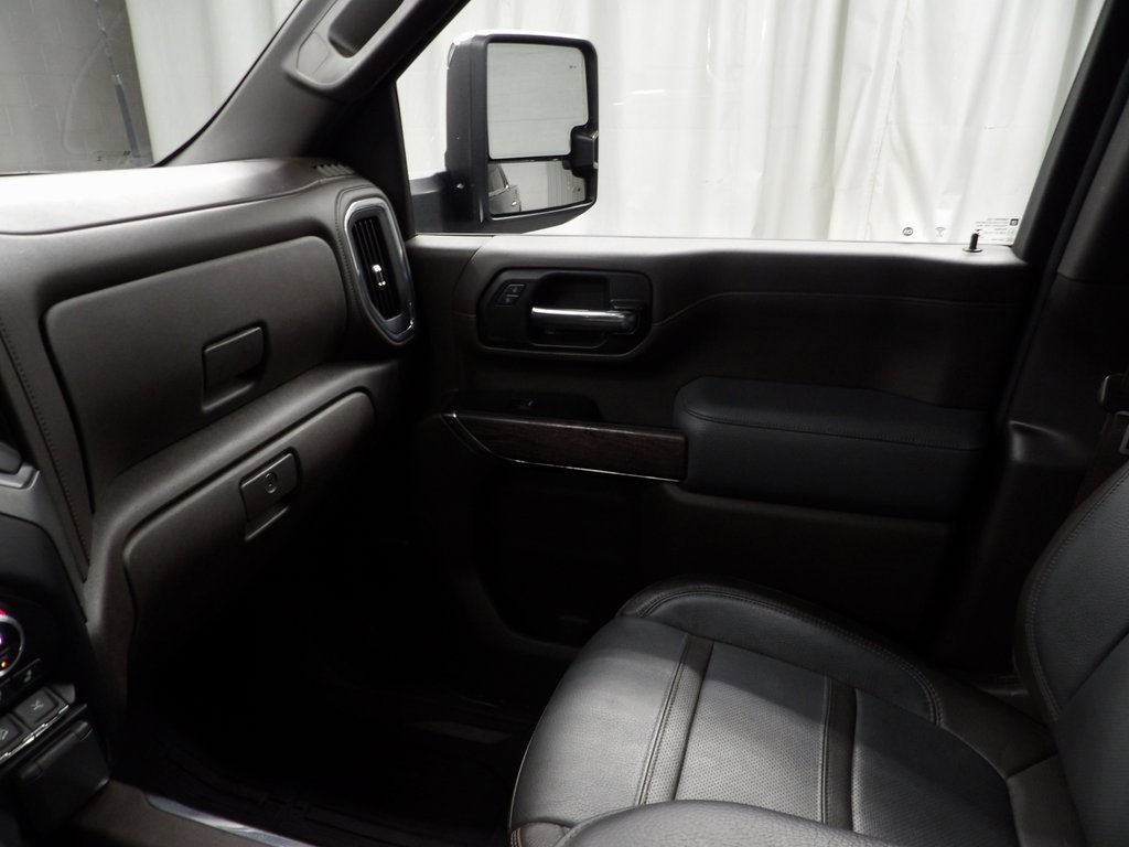 Used 2023 GMC Sierra 3500 Denali w/ Technology Package image 25