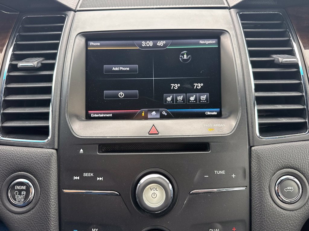 Used 2015 Ford Taurus Limited FWD image 26