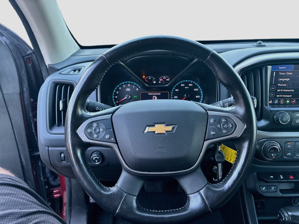 Used 2021 Chevrolet Colorado Z71 AWD/4WD image 11