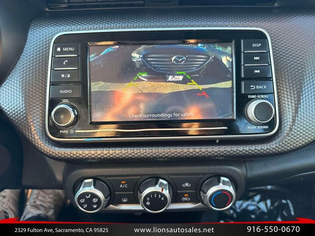 Used 2020 Nissan Kicks S FWD image 21