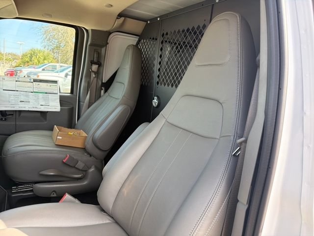 New 2026 Chevrolet Express 3500 Extended w/ Driver Convenience Package RWD image 23