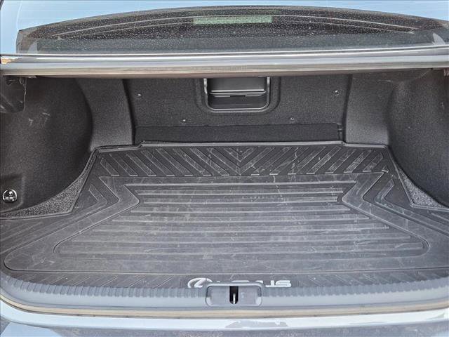 Used 2022 Lexus ES 350 w/ Premium Package image 6