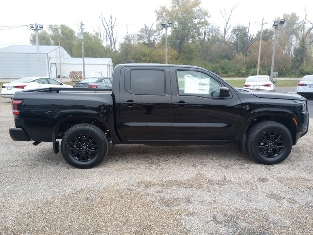 New 2026 Nissan Frontier SV image 2