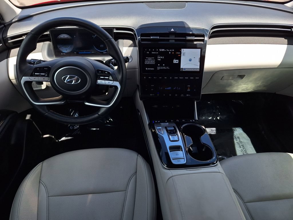 Certified 2022 Hyundai Tucson Limited AWD/4WD image 14