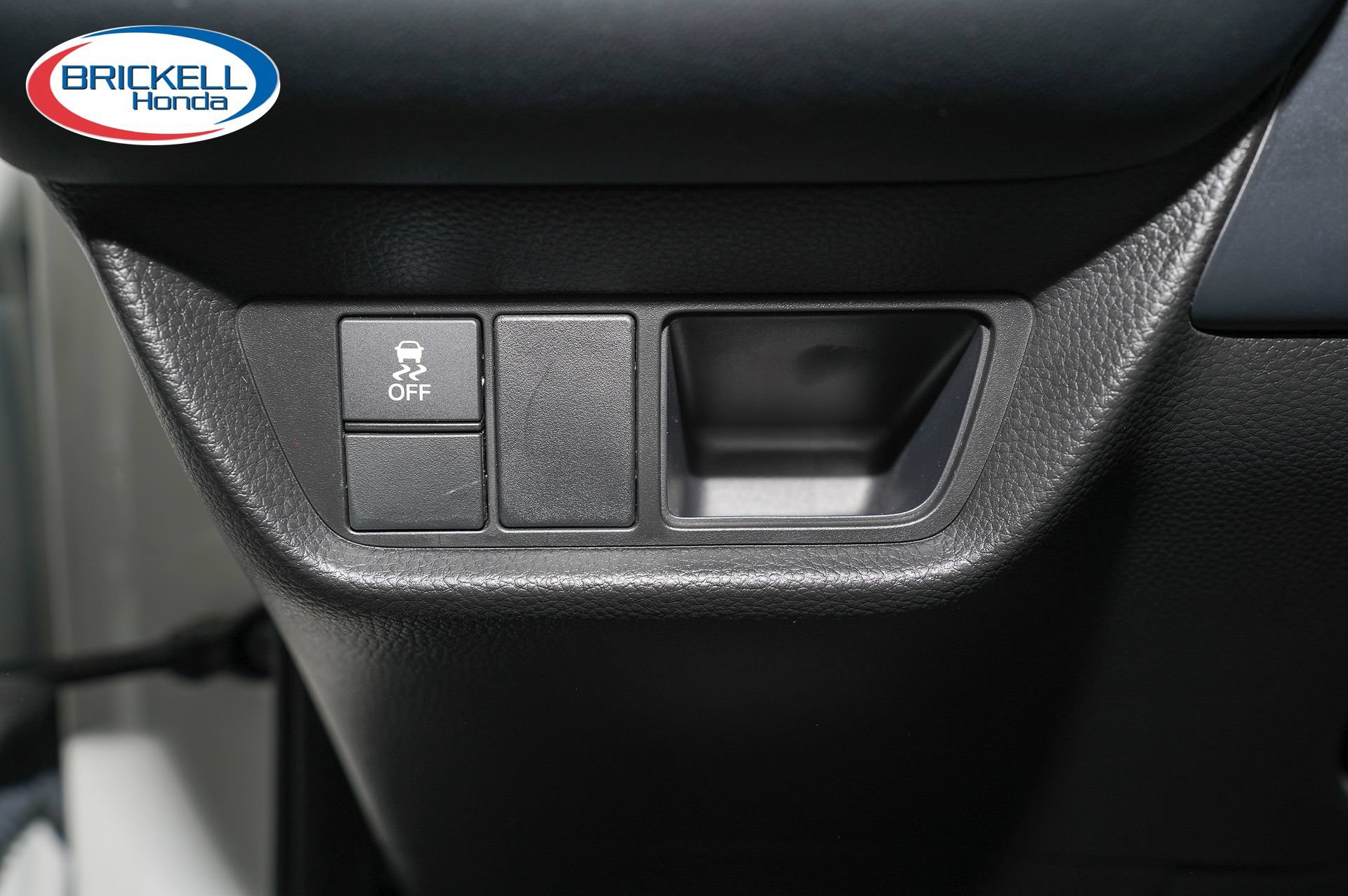 Certified 2024 Honda HR-V Sport image 32