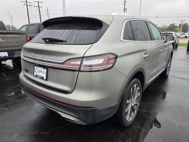 Used 2023 Lincoln Nautilus Reserve AWD/4WD image 5