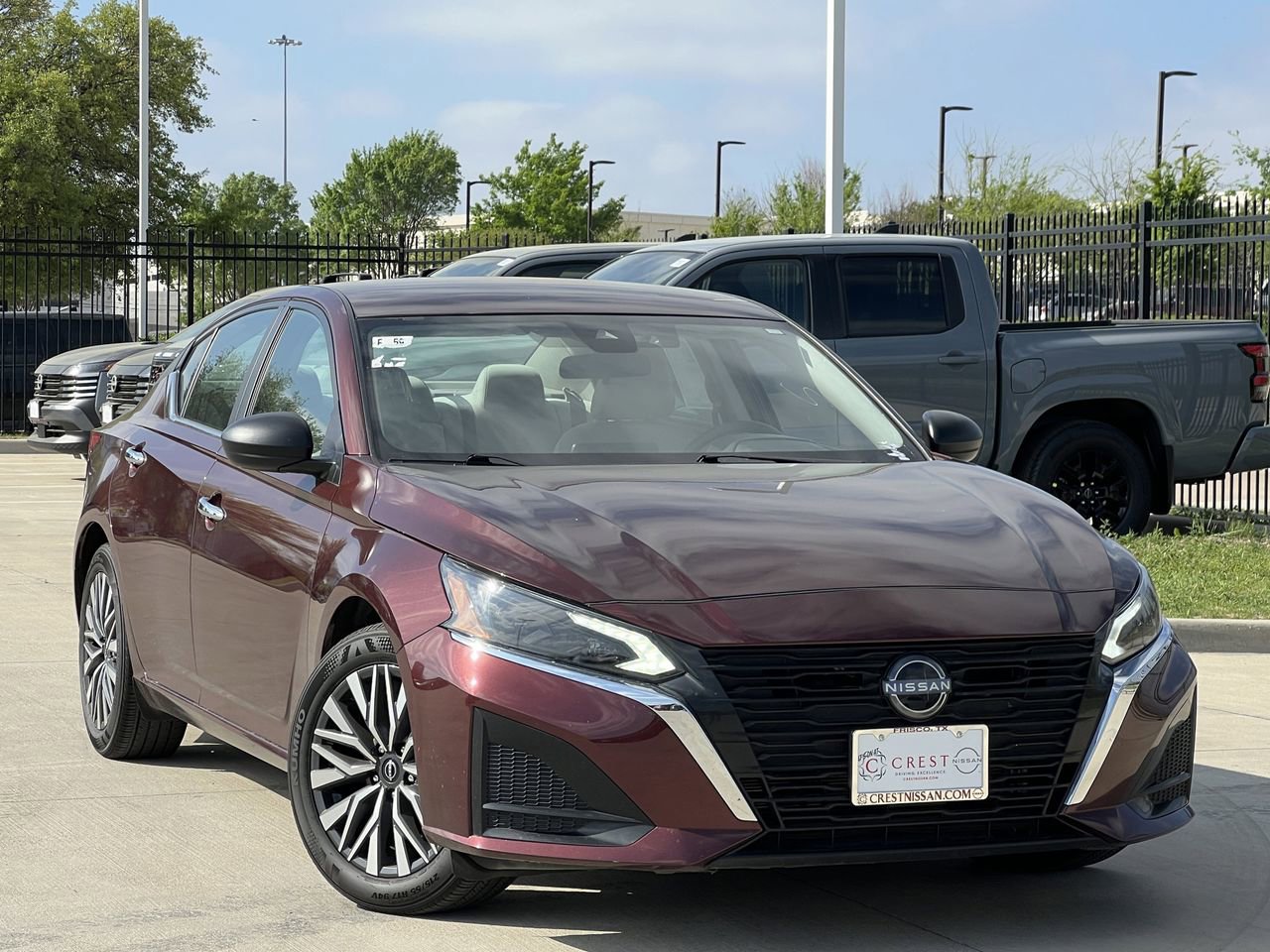 Certified 2025 Nissan Altima 2.5 SV image 2