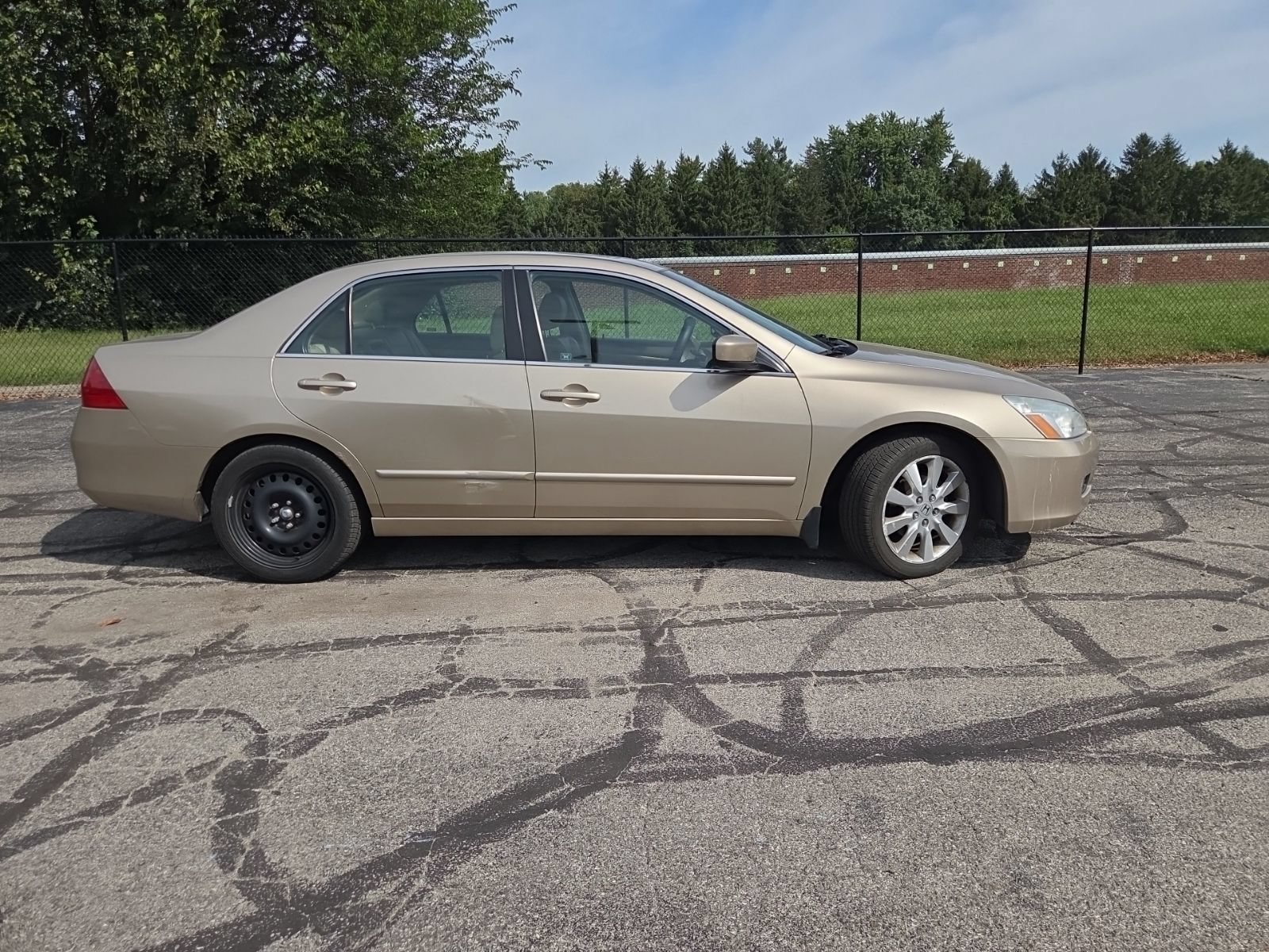 Used 2007 Honda Accord EX-L image 2