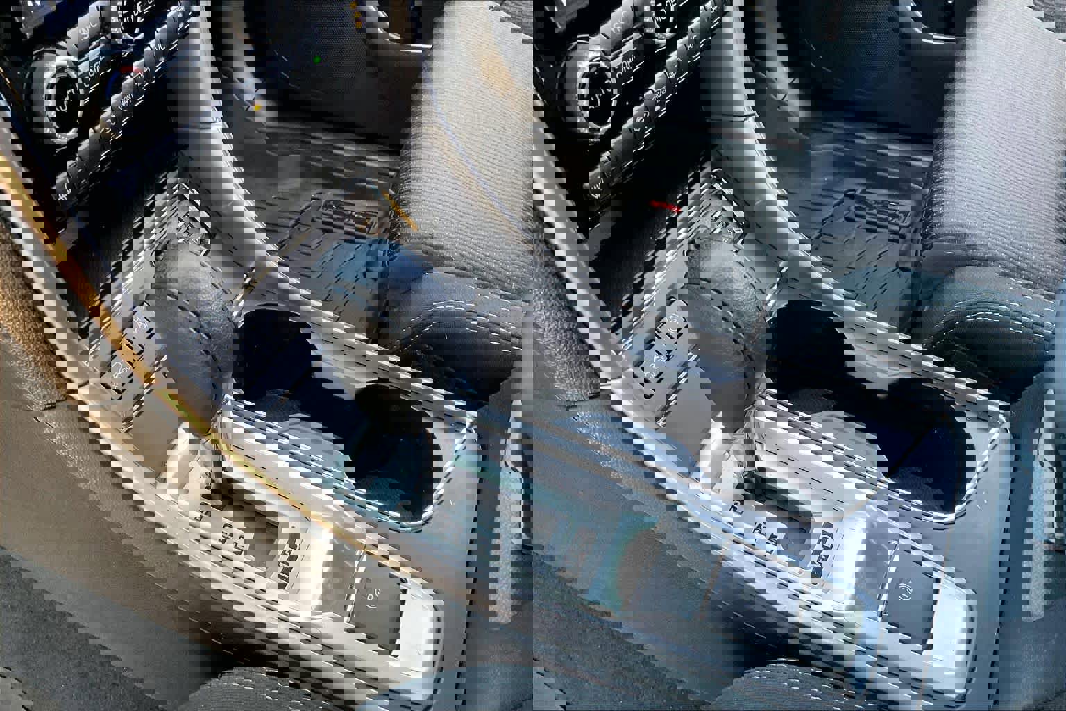 Used 2019 Subaru Ascent Premium w/ Popular Package #4 image 15