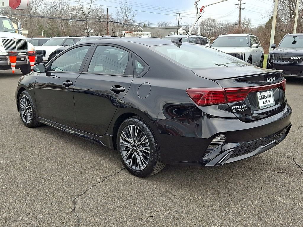 Used 2024 Kia Forte GT-Line w/ GT-Line Premium Package image 5
