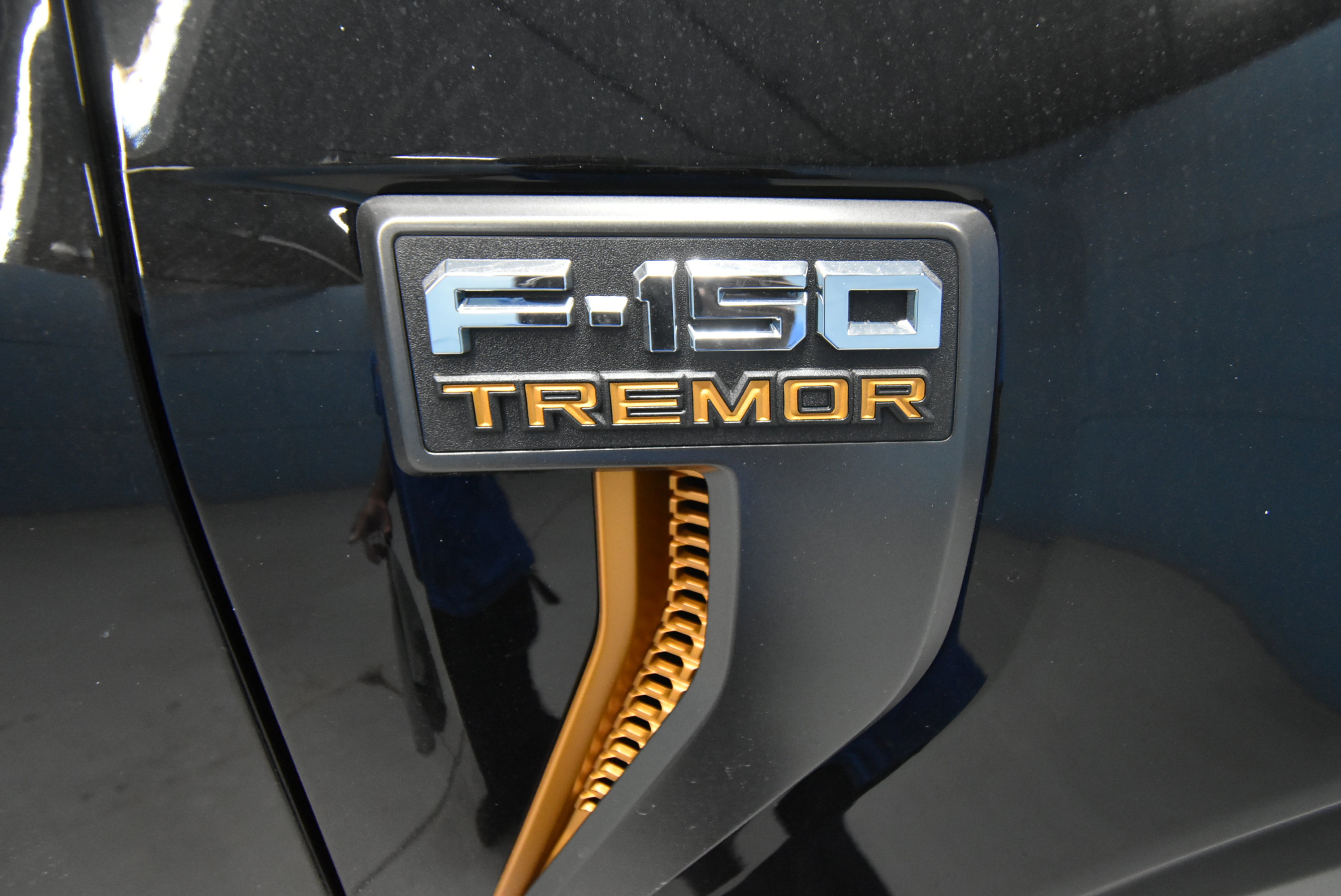 New 2025 Ford F150 Tremor w/ Equipment Group 402A High image 37