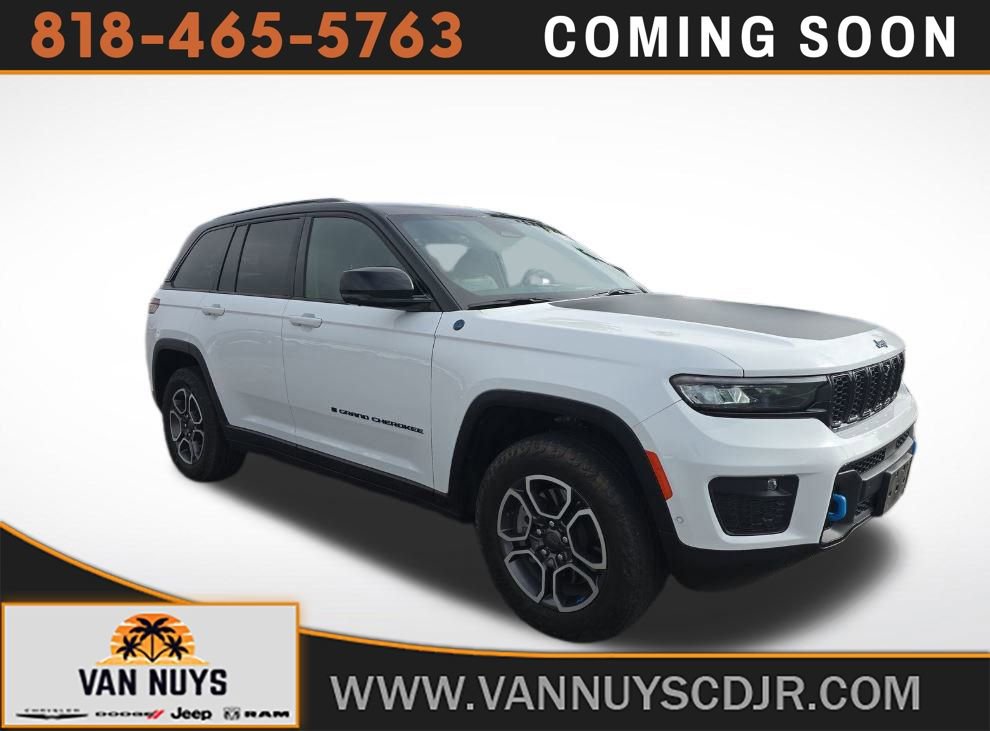 Used 2023 Jeep Grand Cherokee Trailhawk w/ Advanced Protech Group II