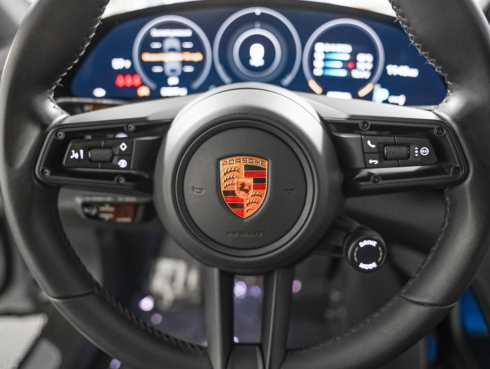 Certified 2023 Porsche Taycan 4S image 16